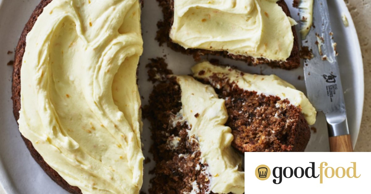 Beetroot, pineapple and coconut cake with cream cheese icing