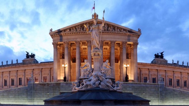 Vienna's Ringstrasse: Palaces, museums, apartment blocks and parks