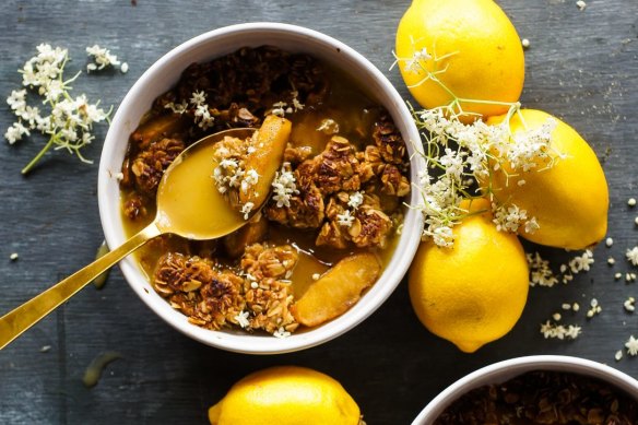 Apple crumble meets G&T.