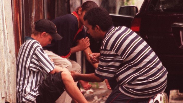 Heroin users on the footpath in Redfern in 1999.