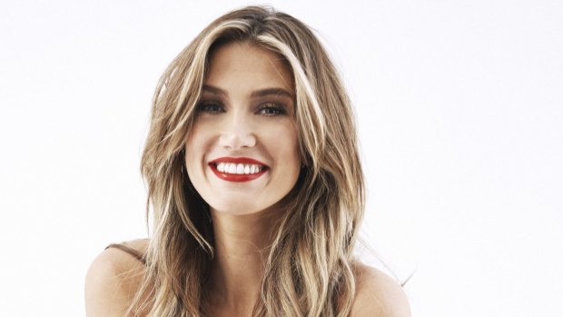 Delta Goodrem is cast as a reading recovery teacher in  <i>House Husbands</I>.