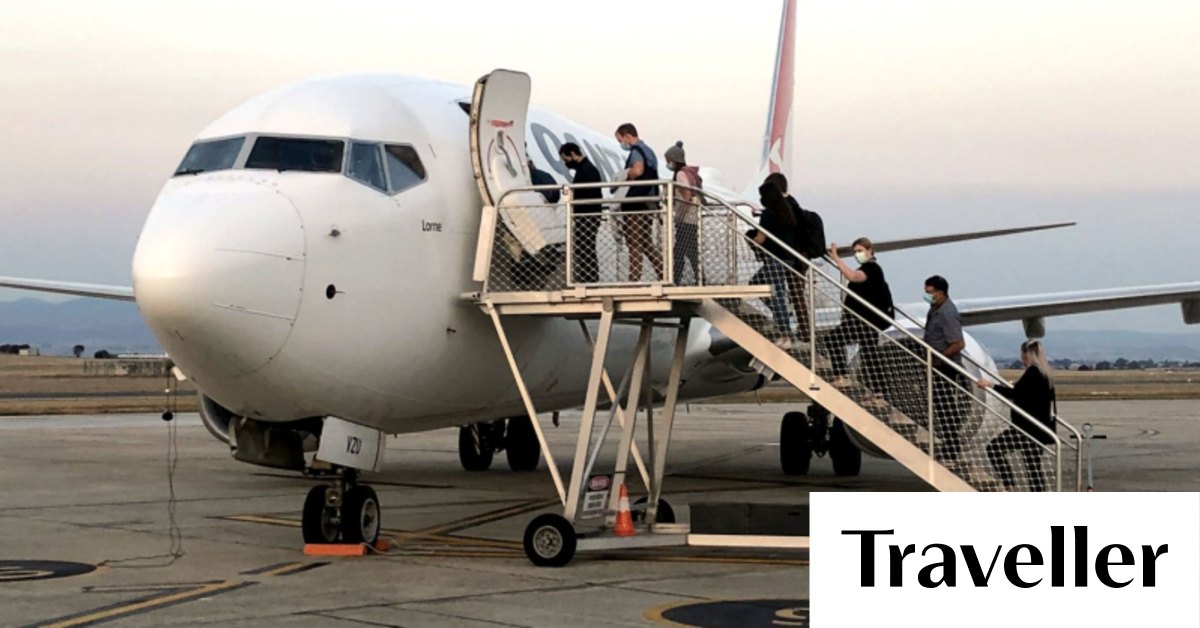 The weird reason we always board planes on the left side