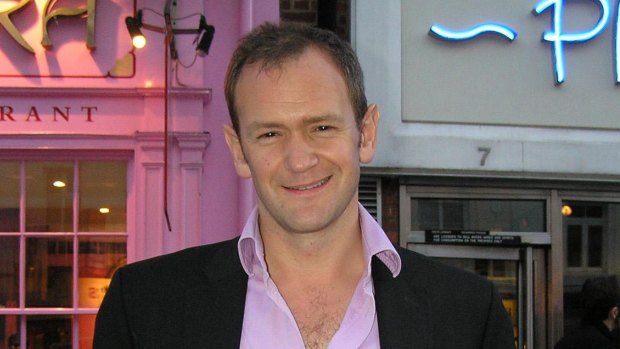 Alexander Armstrong hosts Pointless.