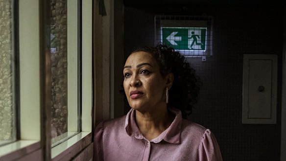 Ruth Eyakem, a resident of the Racecourse Road housing towers for over 20 years, spoke at the parliamentary inquiry. 