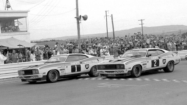 The classic finish as two Ford Falcons finish first and second at the 1977 Bathurst 1000. 