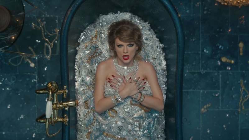 The Diamond Bath In Taylor Swift S New Music Video Cost 12 Million