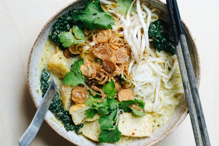 Hetty McKinnon's vegan laksa.