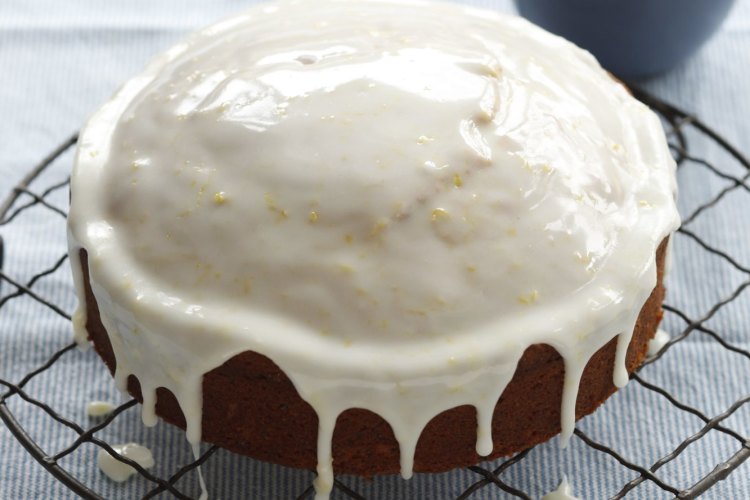 Lemon poppyseed cake.