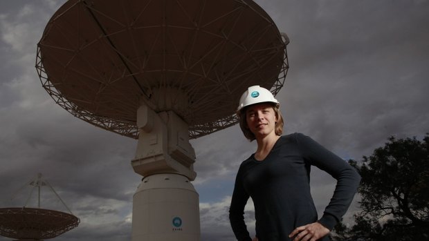 Black hole hunter Dr Lisa Harvey-Smith has won the Eureka Prize for Promoting Understanding of Australian Science Research.