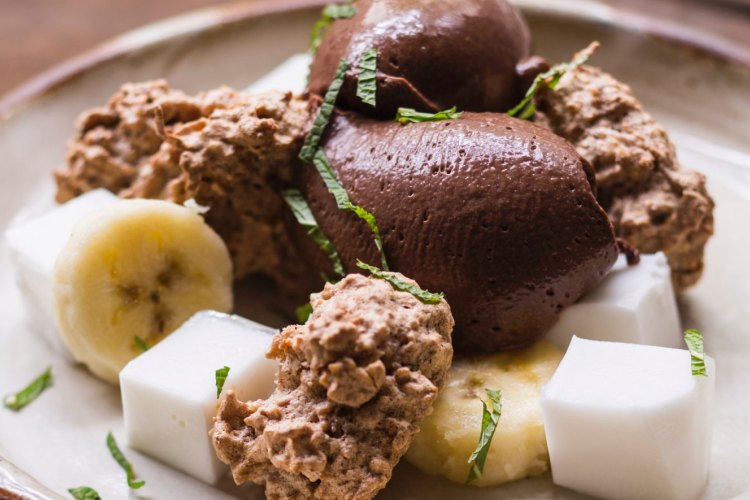 Hazelnut macaroons, coconut jelly and soft chocolate.