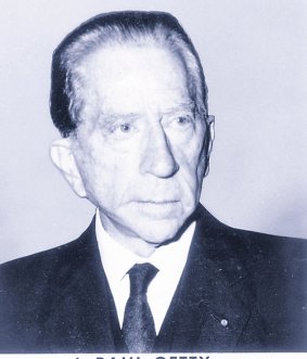 J. Paul Getty, grandfather of Andrew Getty, was at one time named the richest living American. 