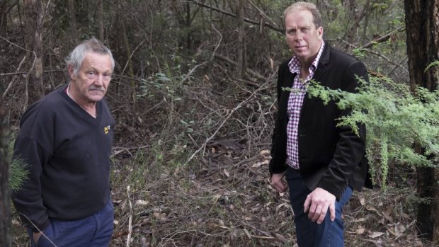 Northcliffe Bushfire Brigade captain Rod Parkes and Shire of Manjimup President Wade De Campo warned the state government about rising fuel loads  in June 2015.
