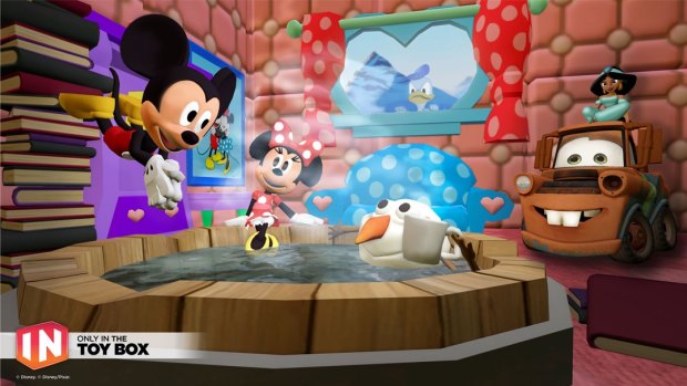Players can mix and match characters from across the Disney universes, including figures they already own, in the toy box mode. 