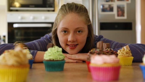 Jerrabomberra teenager Jade Esler has started a cupcake business to help fund her dream to become a pilot. 