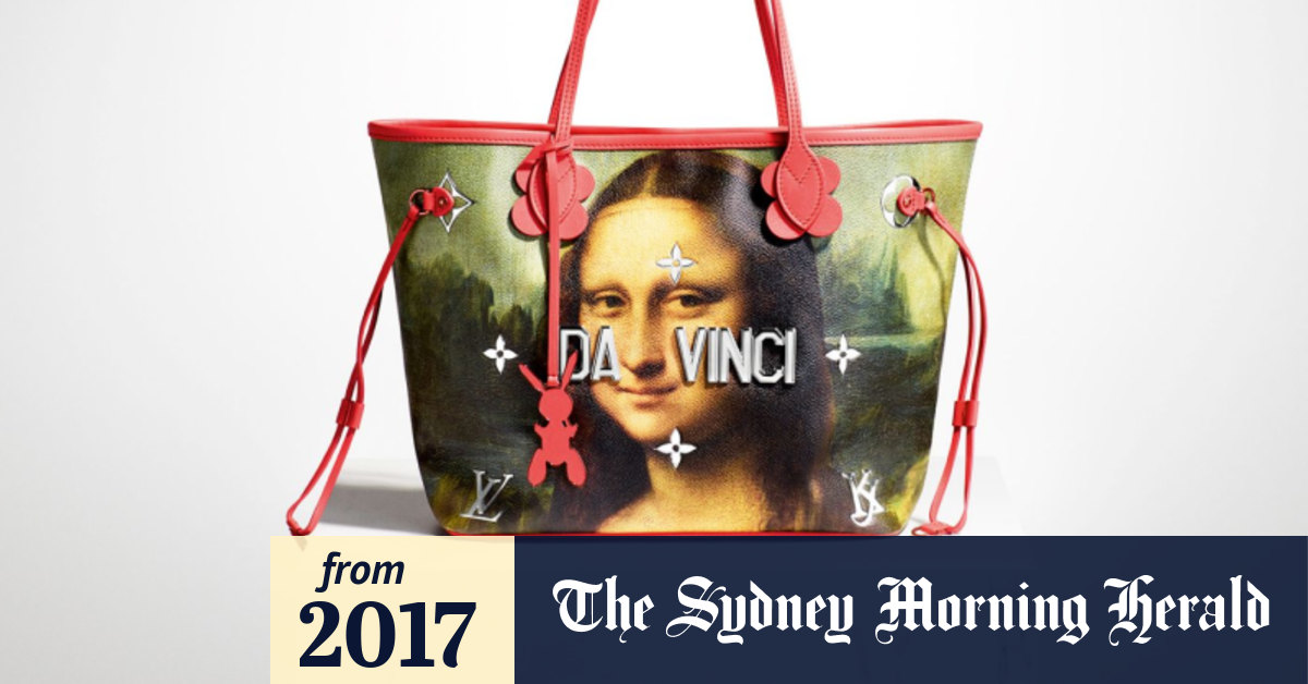 MILAN - JUNE 15: Woman with Da Vinci Louis Vuitton bag with Mona