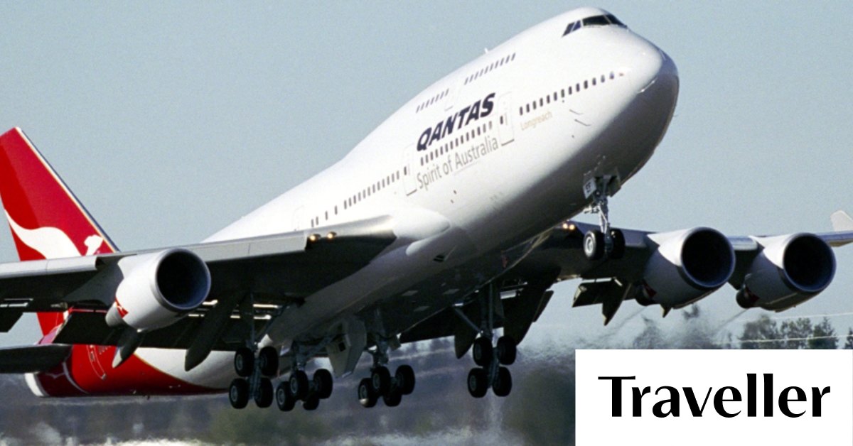 qantas 747 economy