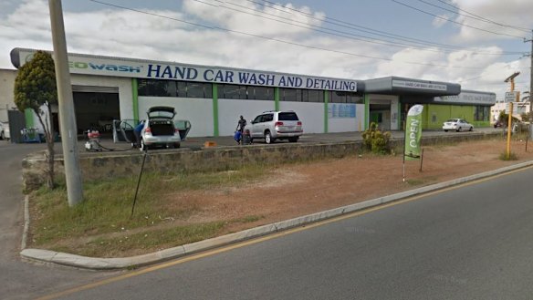 Perth car wash company 'lied to franchisees' about business opportunity ...