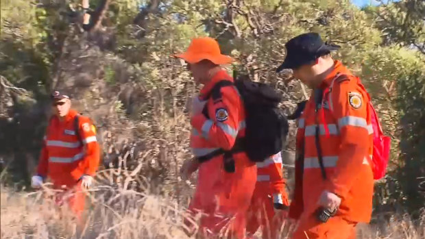 Police are scouring bushland south of Perth in the ongoing search for missing woman Dianne Barrett.