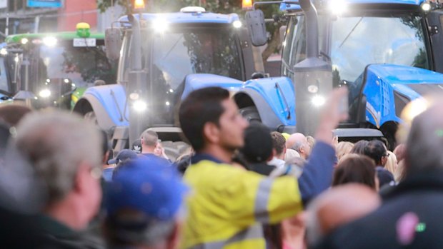 The tractors at a 2017 protest in Werribee against a proposed youth prison were a reference to a successful 1998 protest led by Werribee residents against a proposed toxic waste dump in the area.