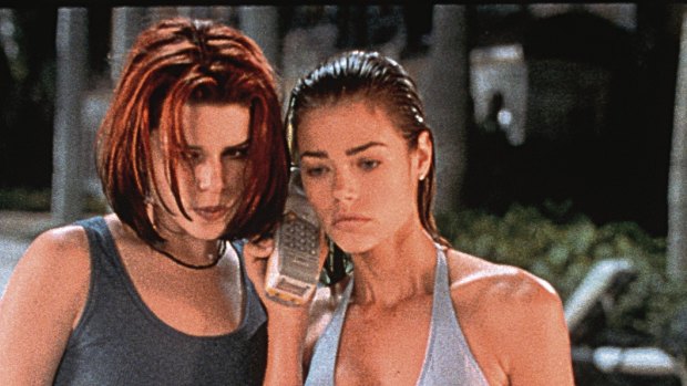 Neve Campbell and Denise Richards in  Wild Things. 