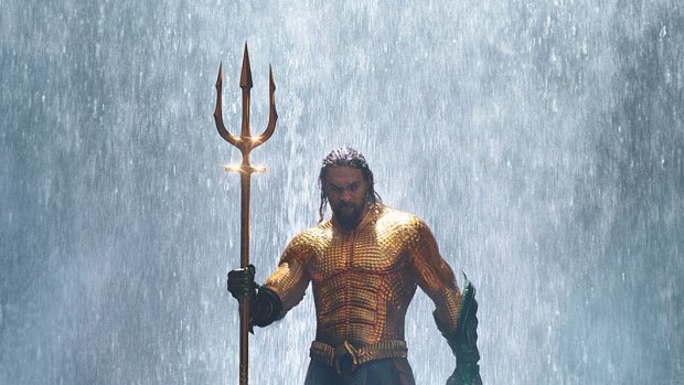 Jason Momoa stars as Arthur Curry/Aquaman in Aquaman. 