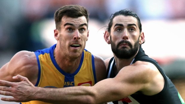 The ruck battle between Brodie Grundy and Scott Lycett will be crucial.
