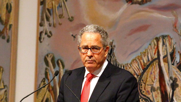 Peter Carne, pictured in 2014 while speaking at former premier Wayne Goss's memorial service.