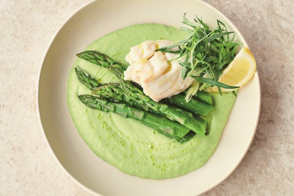 Jamie Oliver's avocado hollandaise with steamed flaky white fish.