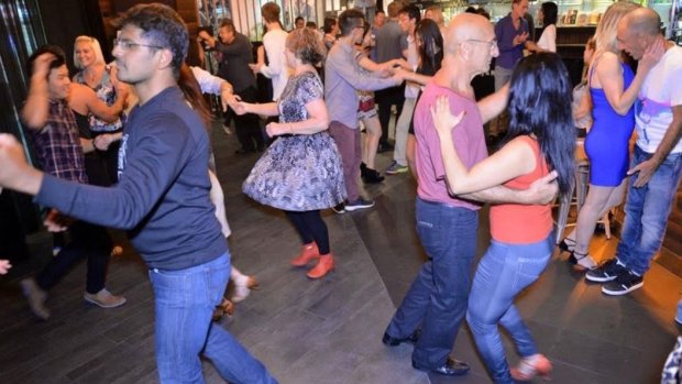 Latin salsa fever hits Broadbeach on the Gold Coast for New Year 2016-2017