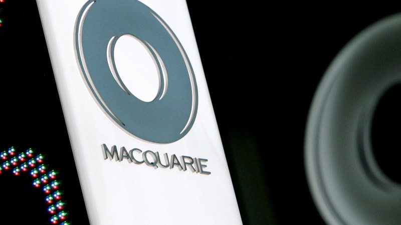 Macquarie Infrastructure Corp's James Hooke survives vote