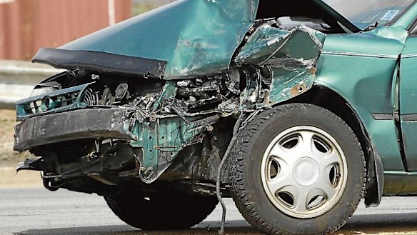 Only 76 people registered for the citizen's jury, despite 6000 invites being mailed out. 