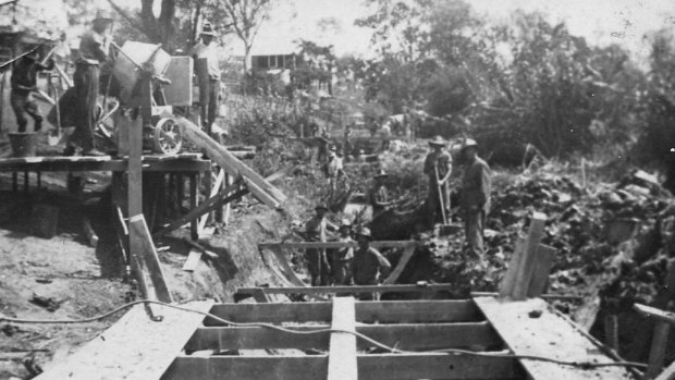 Construction above ground on the S1 Main Sewer in 1915.