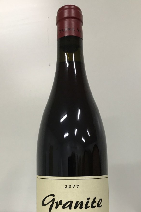 Mayer Granite Pinot Noir 2017. 