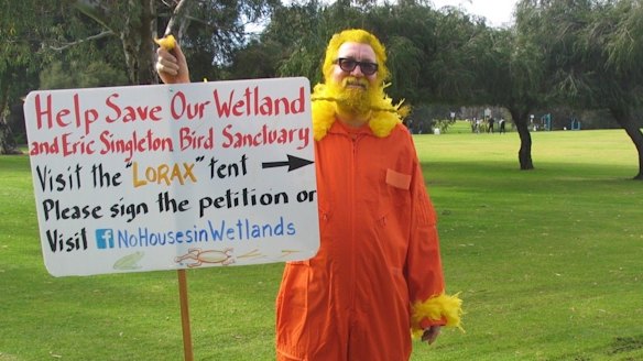 A protester makes his point. 