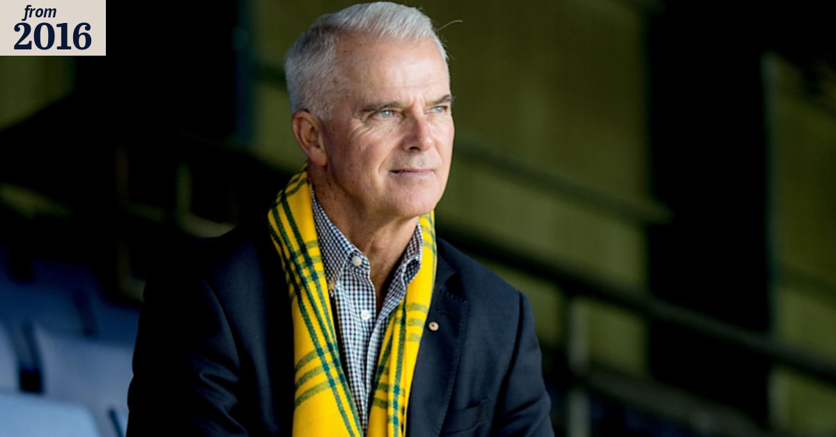Voice of rugby Gordon Bray reaches 40 years of calling Tests but wants ...