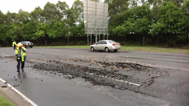 A burst water main has created traffic chaos in Brisbane's east. Photo: RACQ / Twitter