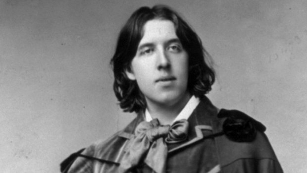 A photograph of Oscar Wilde dated 1882.  