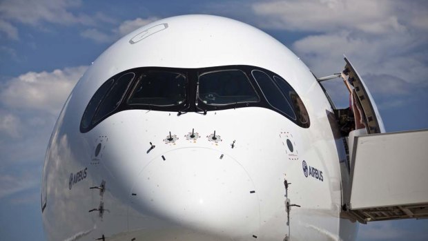 Qantas had publicly challenged Airbus and its US rival Boeing in August to boost the range of the A350 and 777X models to allow it to complete "the last frontier" of commercial flying by 2022.