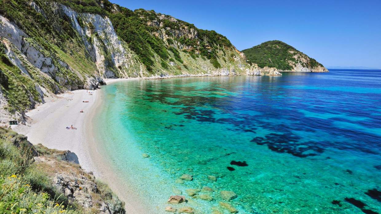 Italy's best hidden beaches: beautiful and tourist-free