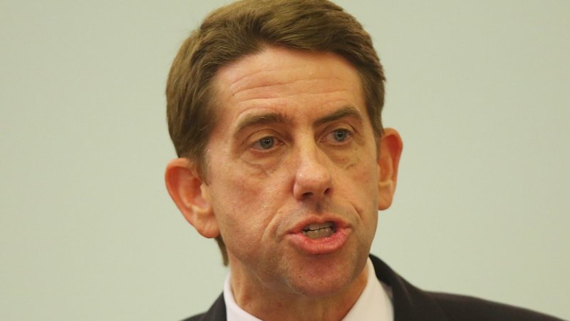 Queensland health minister plays down pay error