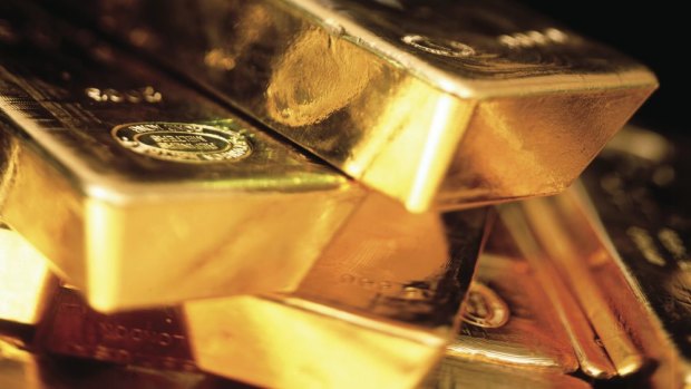 "Confused and waiting is probably a good description of where the gold market is at the moment," David Jollie, head of research at Mitsui & Co Precious Metals  in London, said.