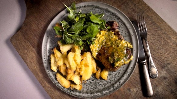 Adam Liaw's steak frites can be easily modified to be FODMAP-friendly.