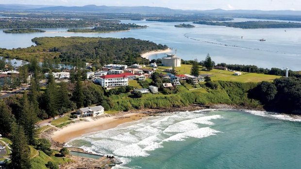 The Pacific Hotel stands majestically overlooking her namesake in Yamba at the mouth of the Clarence River.