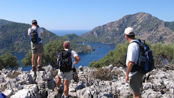 The scenery over the next few days gets more spectacular, more rugged, more challenging. 