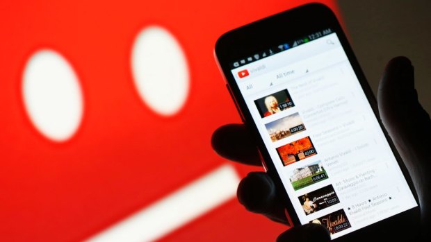 Social network reportedly goes after YouTube's biggest content producers to switch allegiance.