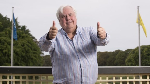 Clive Palmer has launched another attack on Campbell Newman.