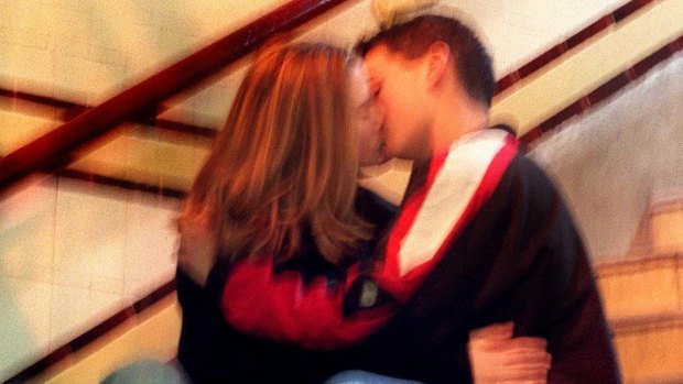 Experts say there is a "very real" chance that kissing is behind the rise in gonorrhoea. 