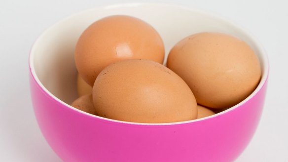 Organic eggs are always in the fridge.