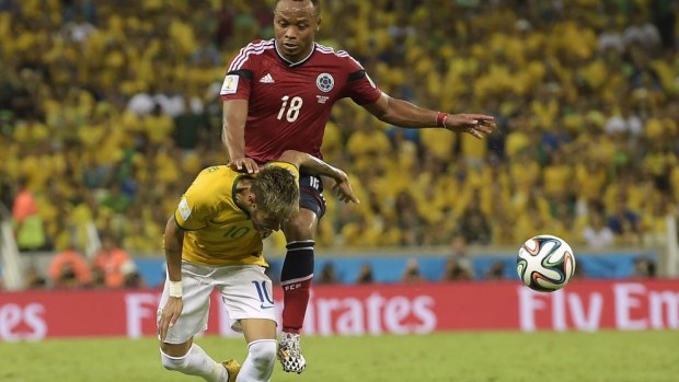 No action taken: Neymar is fouled by Juan Zuniga.