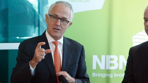 Communications Minister Malcolm Turnbull believes it's time for Australian community television to surrender its wireless spectrum and move online.